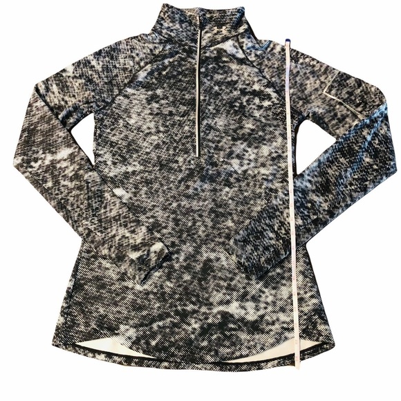 UNDER ARMOUR - WOMENS BLACK & WHITE PULLOVER - Picture 6 of 12